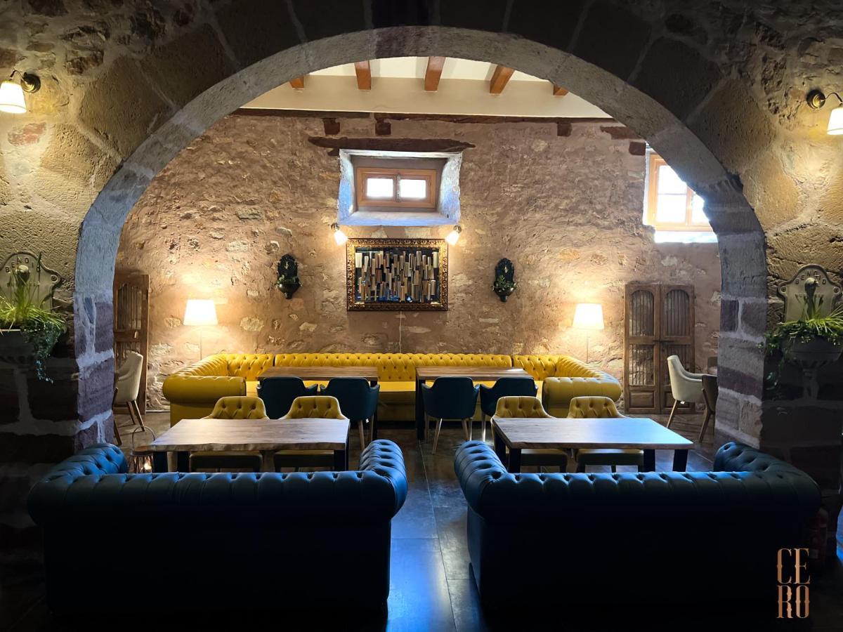 Aura Molina De Aragon Hotel Bagian luar foto