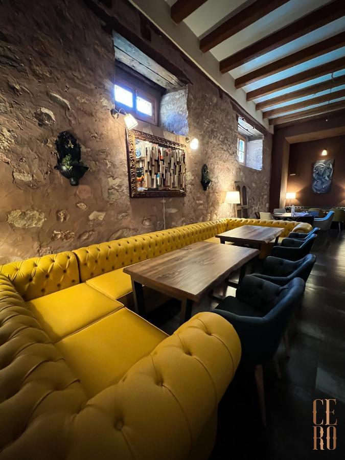 Aura Molina De Aragon Hotel Bagian luar foto